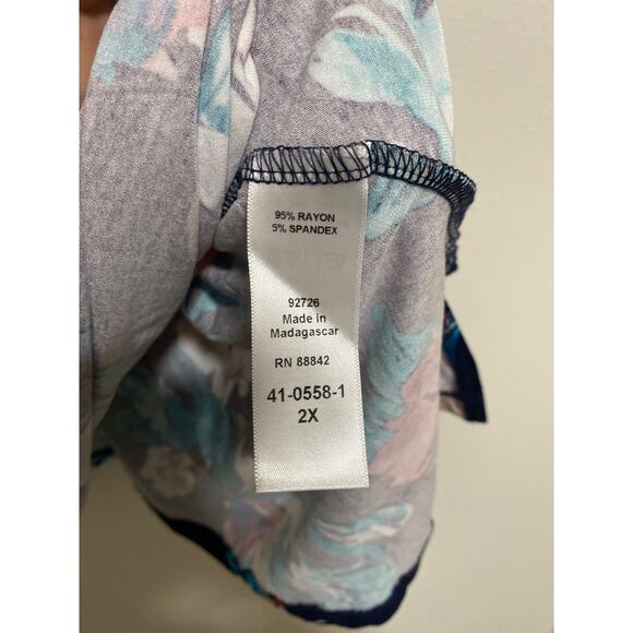 Catherine's Blouse Womens 2X Career Floral Tunic Colorful Boho Stretchy Comfy - Picture 6 of 9